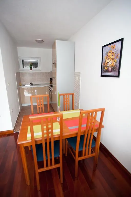 Apartments Svjetlana Trogir