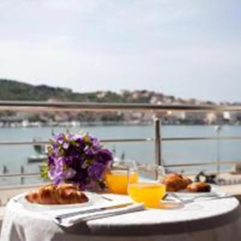 Apartments Svjetlana Trogir